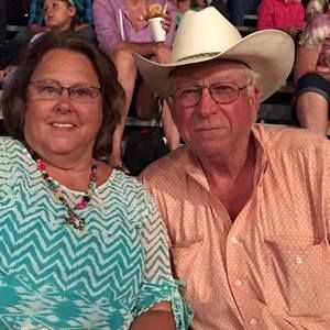 Meet your Posher, Tom